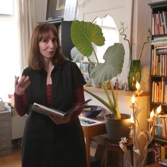 Jiske Foppe - 'Poëzie is de Zoek naar Schittering' by Adam Zagajewski (Poetry Week 2022)